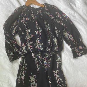 Reiss dress with 3/4 sheer sleeves and fitted bottom